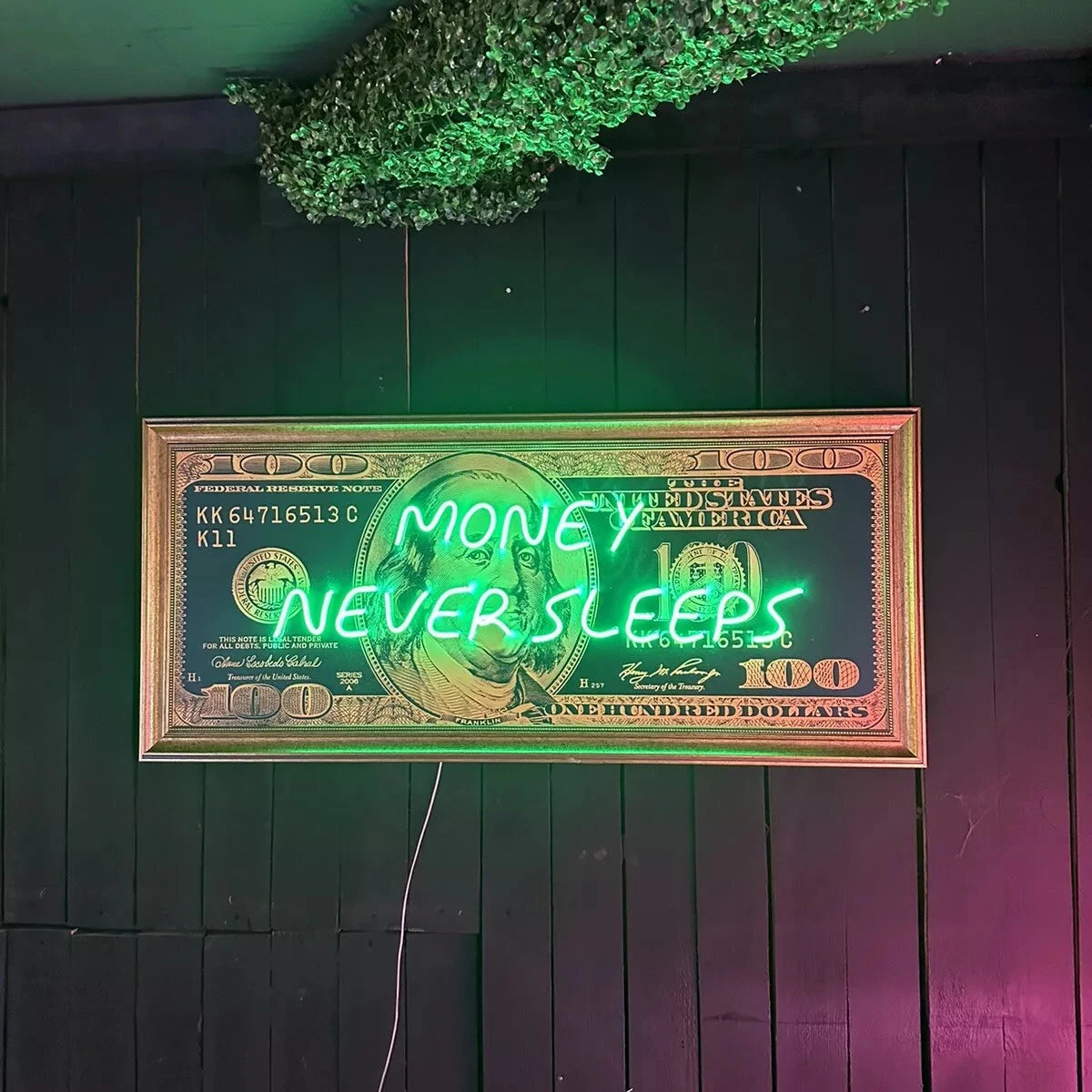 Money Never Sleeps Tabela